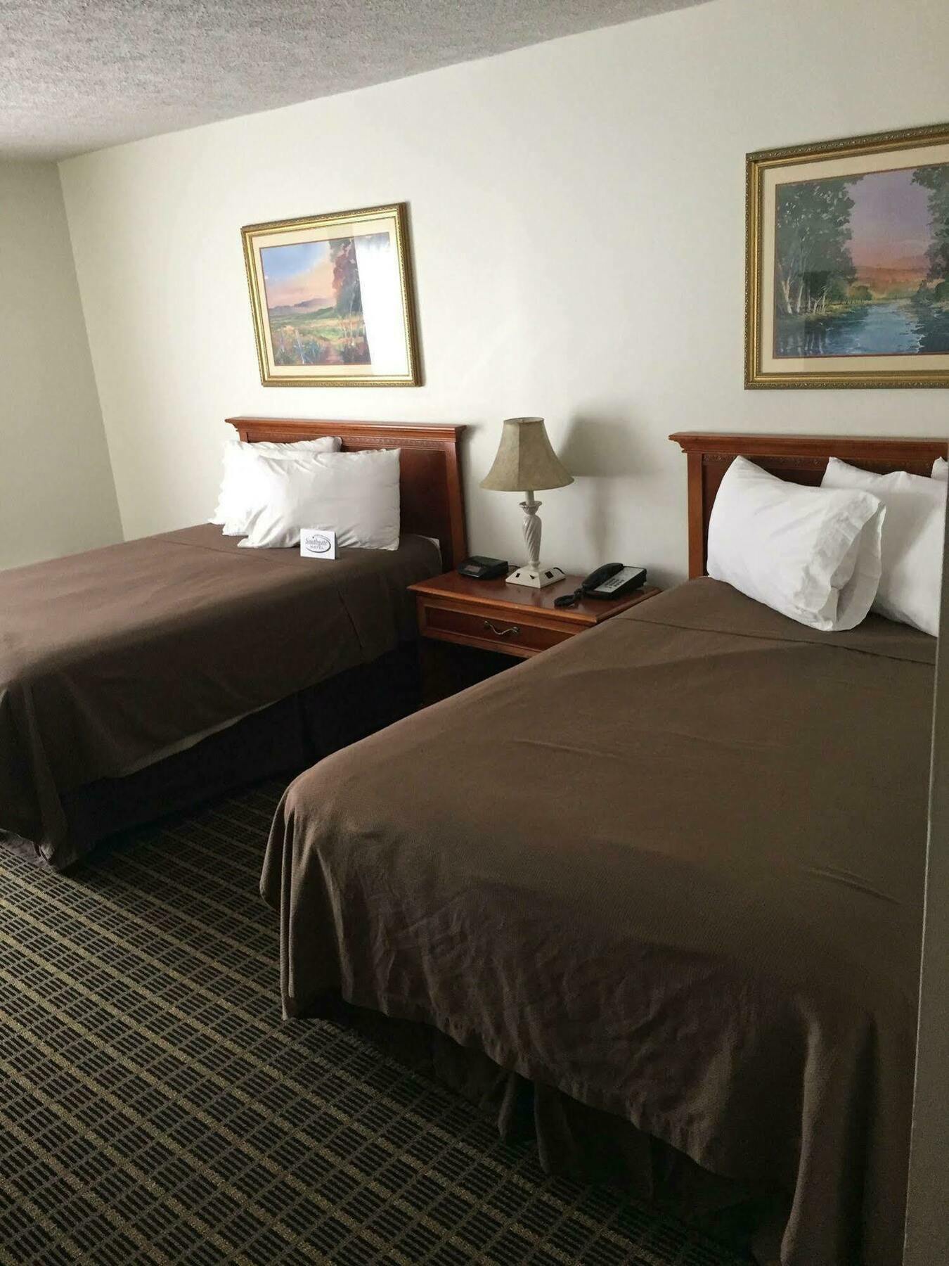 Red Roof Inn Cambridge, Oh Eksteriør bilde